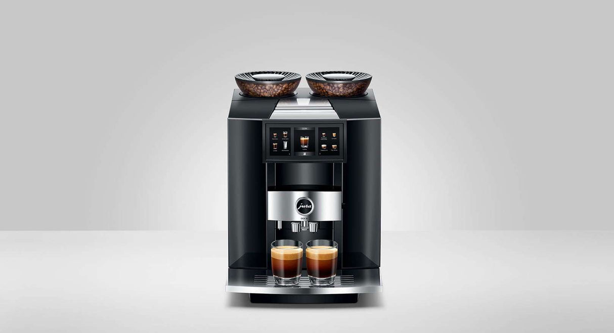 Jura GIGA 10 Diamond Black Automatic Coffee Machine 15558