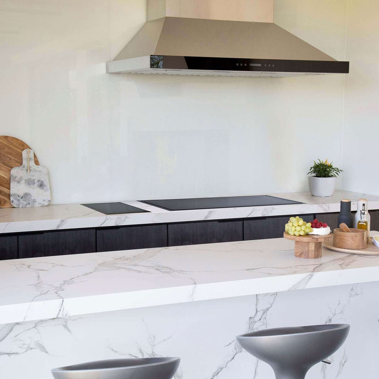 Gasmate Phoenix BQ2047B 4 Burner Natural Gas BBQ BQ2047BLNG