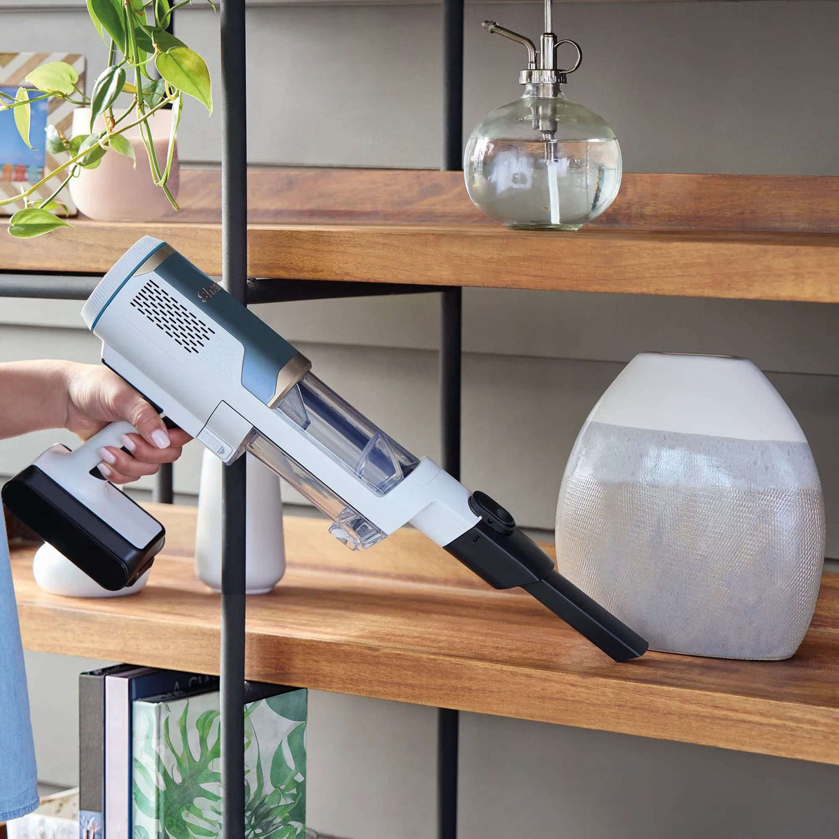 Shark Clean & Empty Stick Cordless Vacuum Cleaner BU3521ANZ