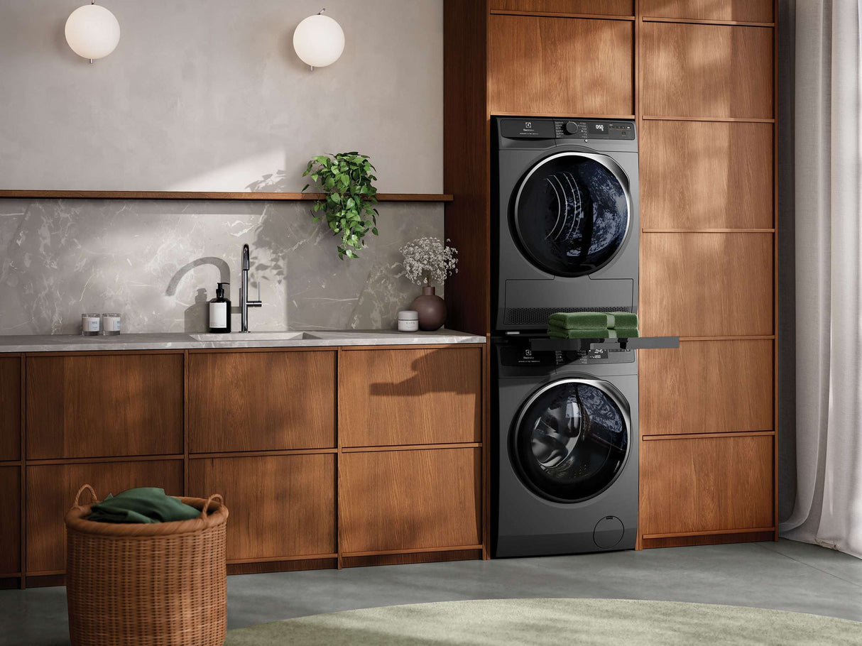 Electrolux 700 Series 9kg Heat Pump Dryer EDH903R7SC | Greater Sydney Only