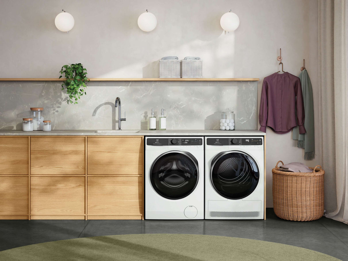 Electrolux 9kg Heat Pump Dryer EDH903R7WC | Greater Sydney Only