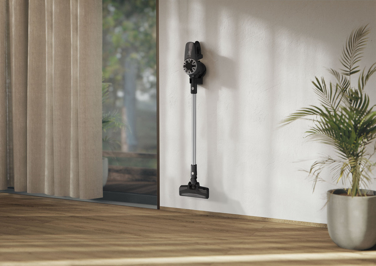 Electrolux UltimateHome 300 Handstick Vacuum Cleaner EFP31315