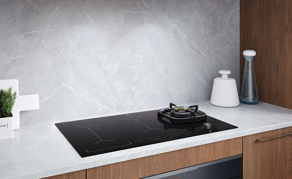 Electrolux 90cm 4 Zone Black Ceramic Glass Induction Cooktop EHH957BE