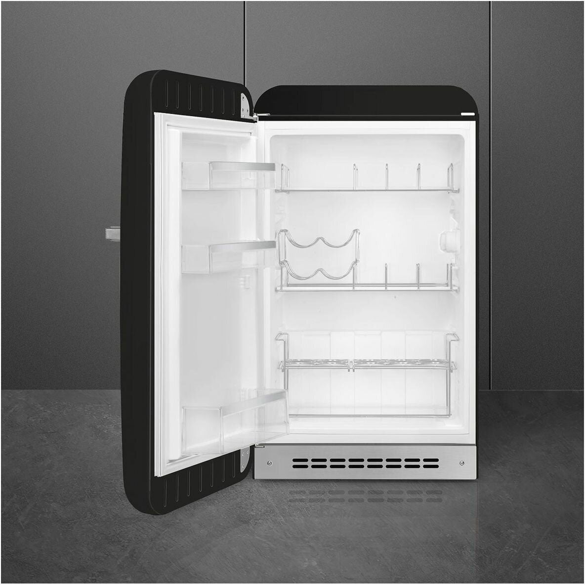 Smeg 135L FAB 50's Retro Style Bar Refrigerator Black FAB10HLBL5AU