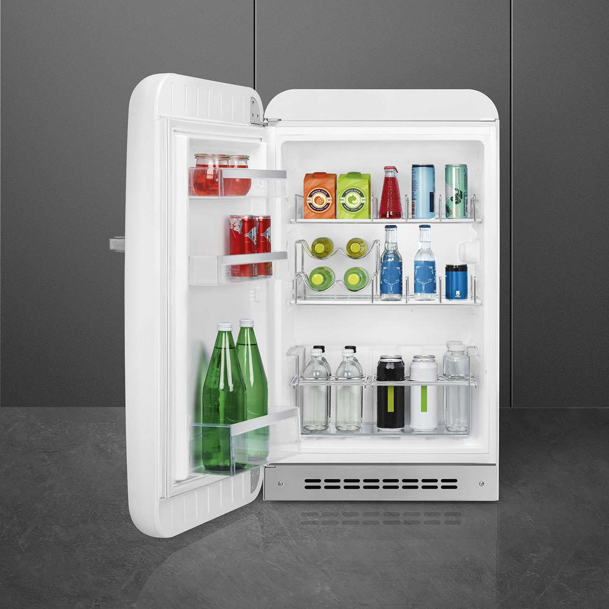 Smeg 135L 50's Retro Refrigerator White FAB10HLWH6 | Greater Sydney Only