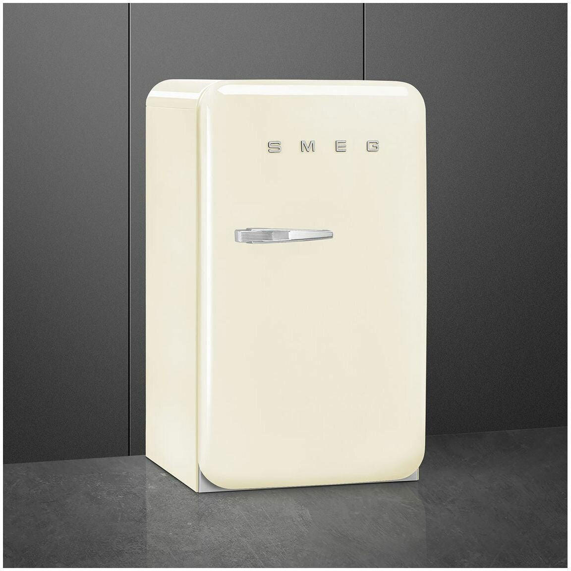 Smeg 135L FAB 50's Retro Style Bar Refrigerator Cream FAB10HRCR5AU