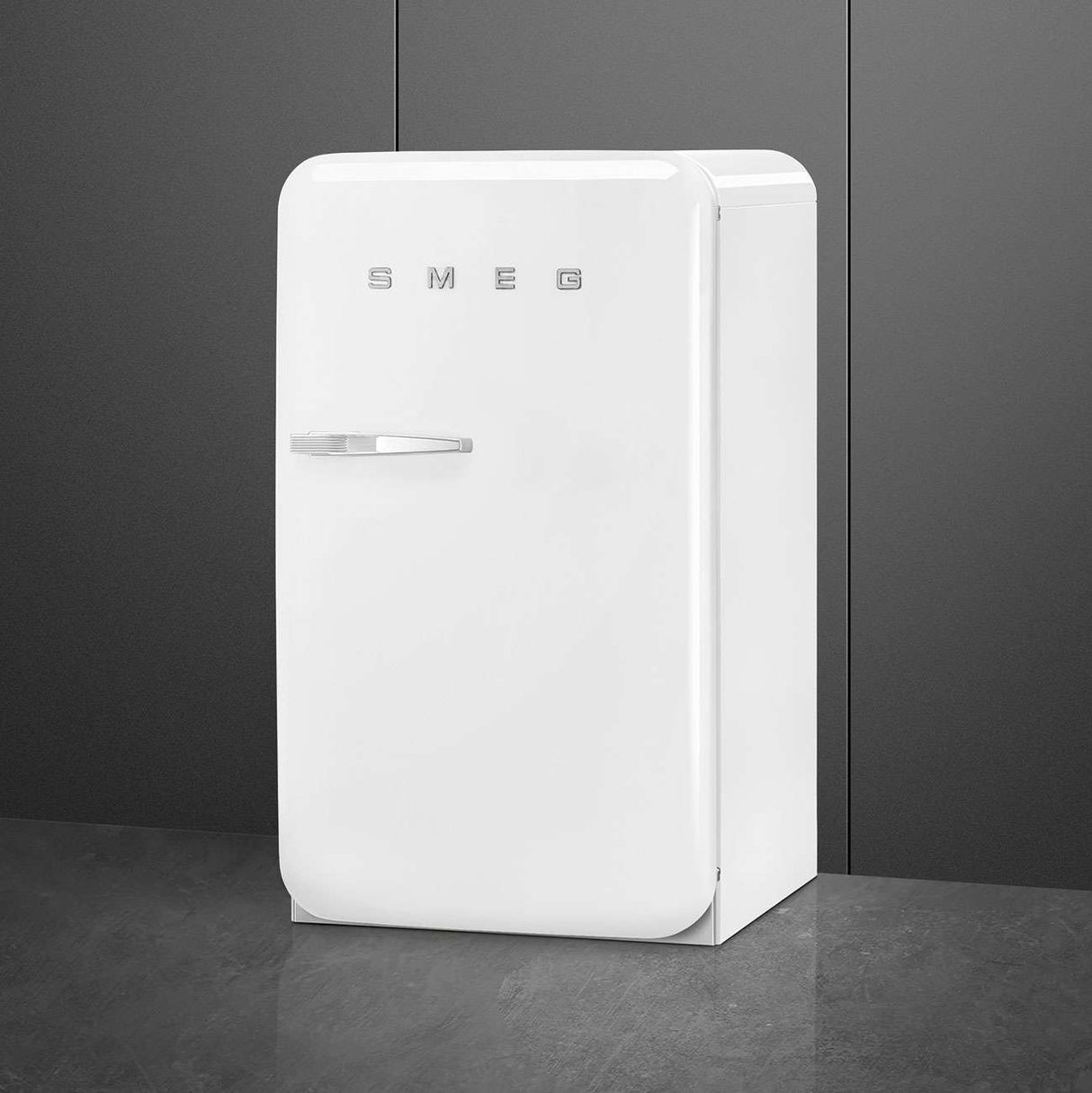 Smeg 135L 50's Retro Refrigerator White FAB10HRWH6 | Greater Sydney Only