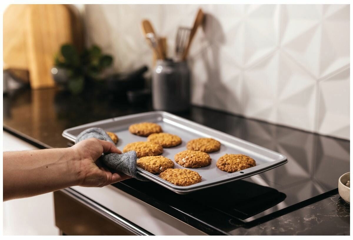 Haier 60cm Electric Cooktop HCE604TB3