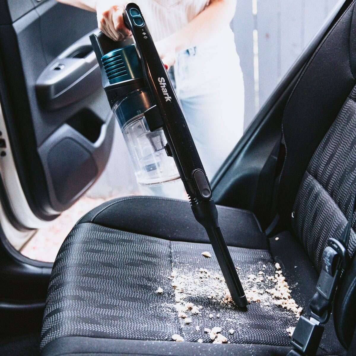 Shark Self Cleaning Brushroll Cordless Vacuum Cleaner IZ102ANZ