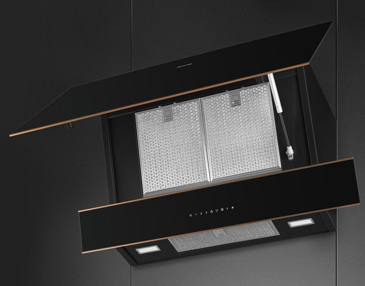 Smeg 90cm Dolce Stil NOVO Wall Mount Rangehood Copper Trim KV694R