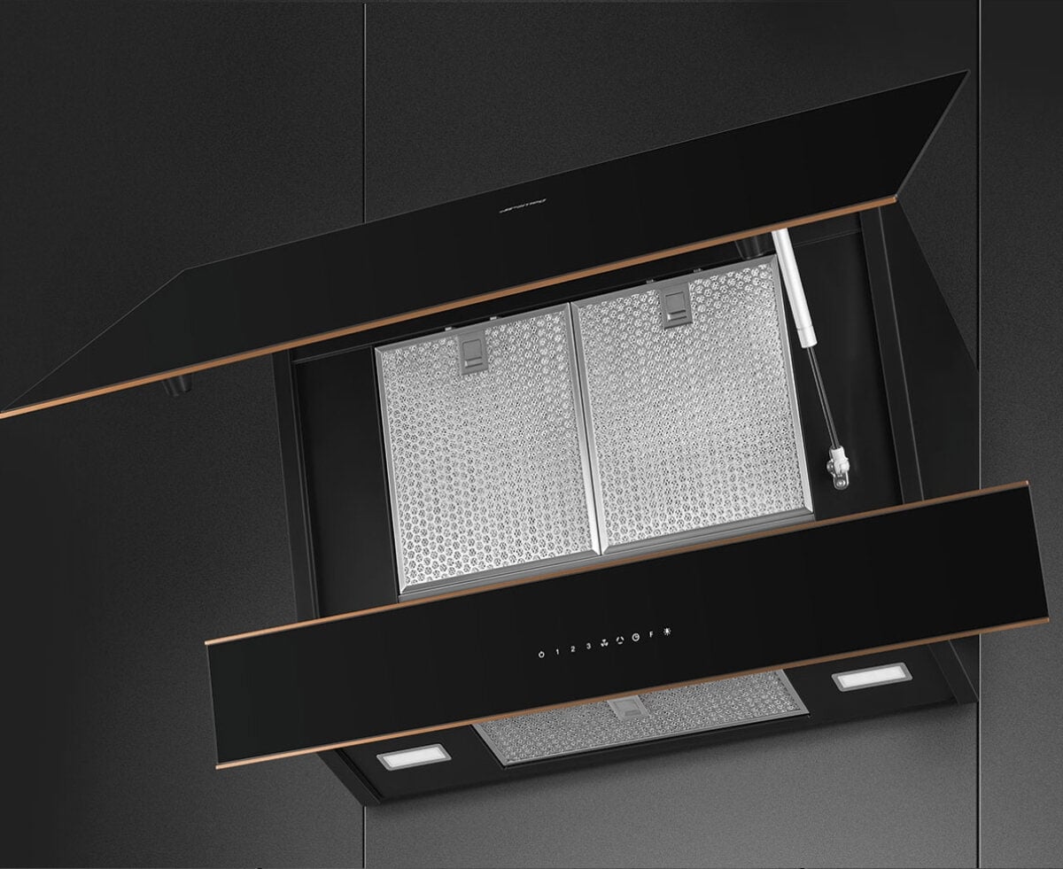 Smeg 90cm Dolce Stil NOVO Wall Mount Rangehood Copper Trim KV694R