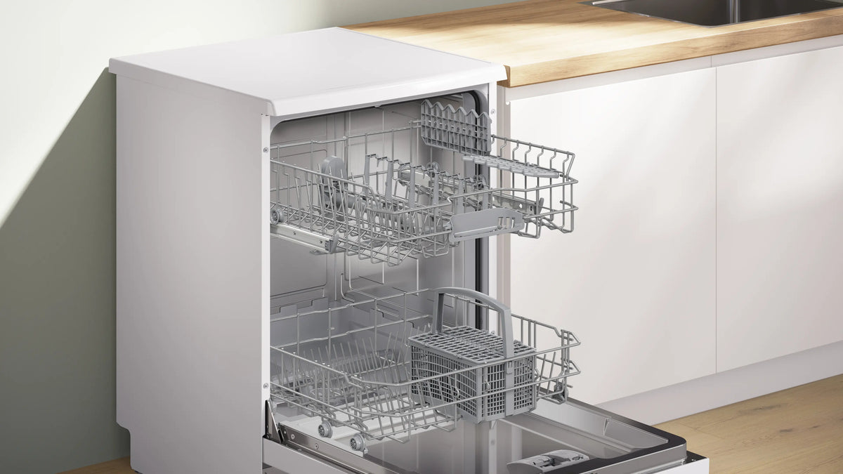 Bosch Series 2 60cm Freestanding Dishwasher White SMS2ITW01A