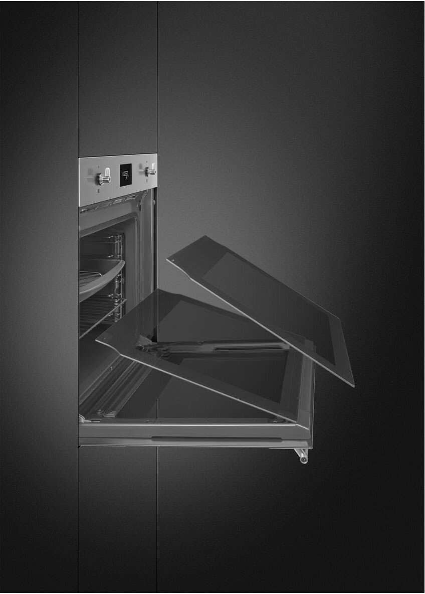 Smeg 60cm Classic Pyrolytic Built-In Electric Oven SOPA6301TX