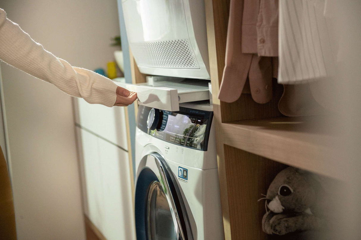 Electrolux Laundry Stacking Kit STA9GW3