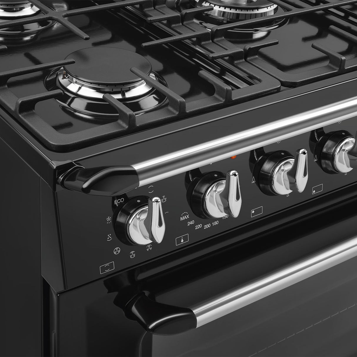Smeg 90cm Victoria Freestanding Dual Fuel Oven/Stove Black TRA90GPBL