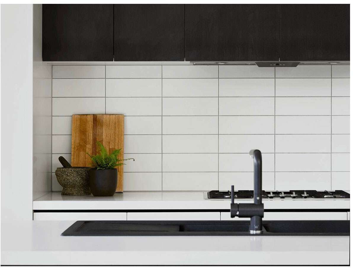 Schweigen 90cm Silent 1600m3/hr Stainless Steel Undermount Rangehood UM1390-9SP