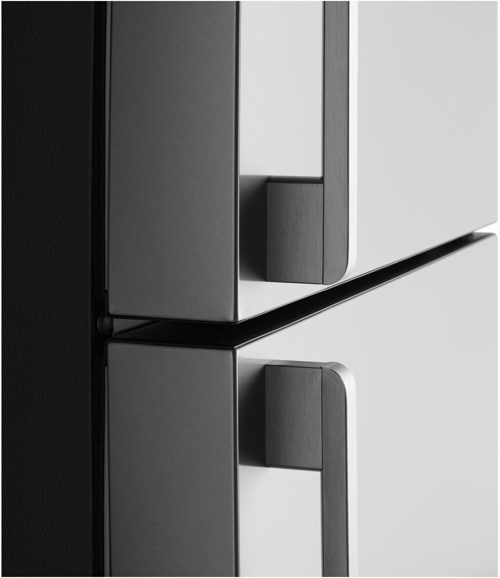 Westinghouse 496L Bottom Mount Refrigerator WBE5304SC-R | Greater Sydney Only