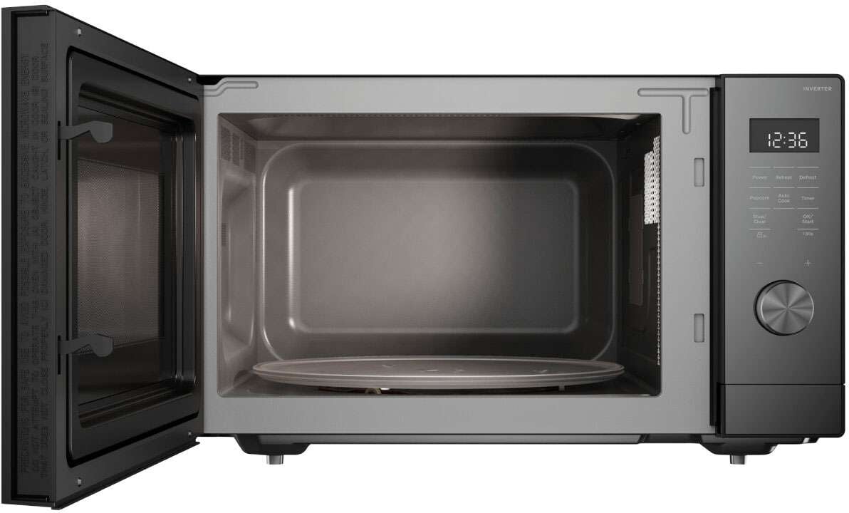 Westinghouse 45L Freestanding Microwave Oven WMF4505GA