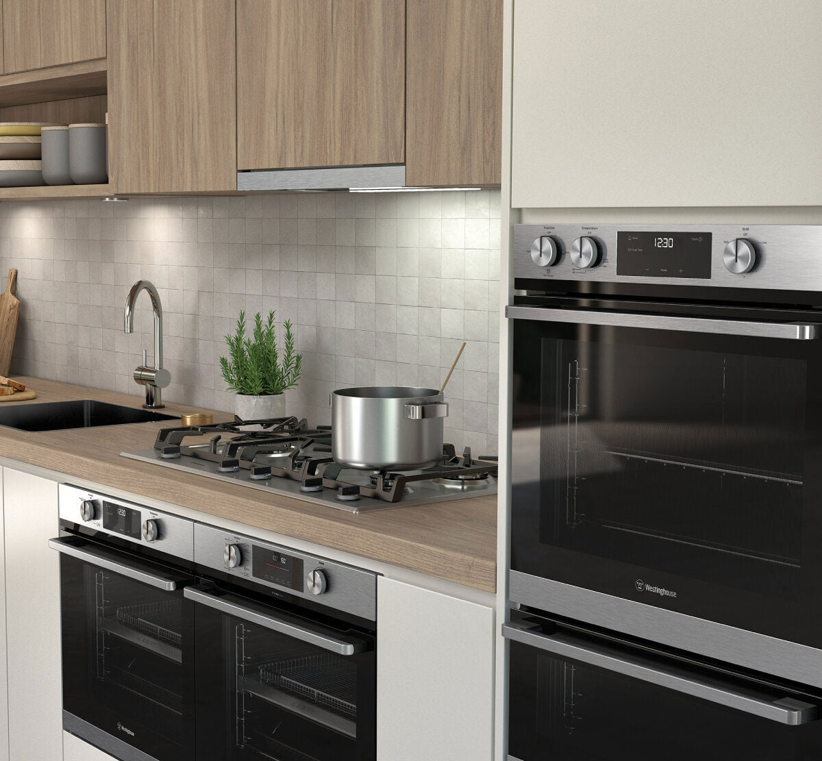 Westinghouse 60cm 80L Multifunction Pyrolytic Electric Oven & AirFry WVEP6716SD