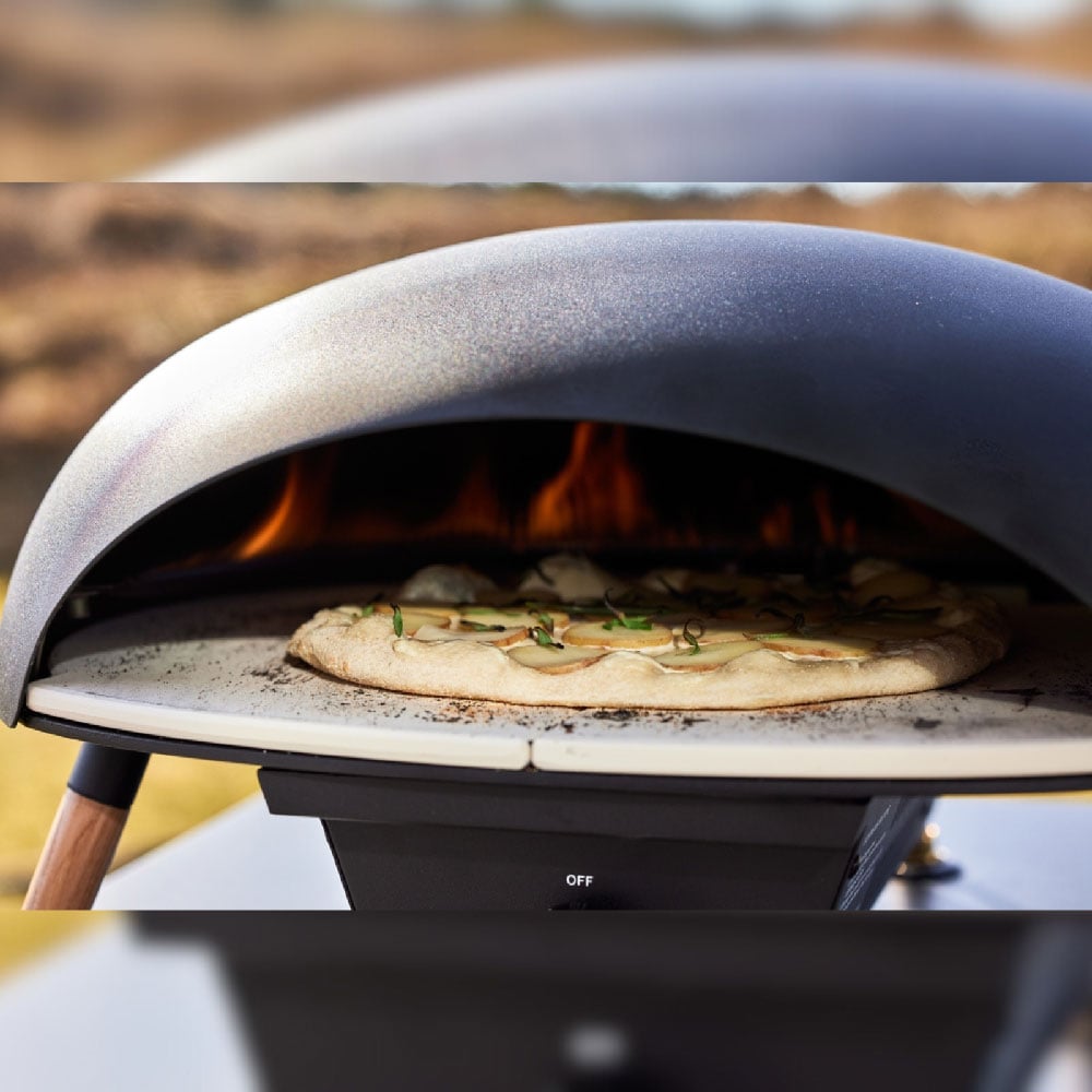 Le Feu Turtle Gas Powered Pizza Oven Black 830014