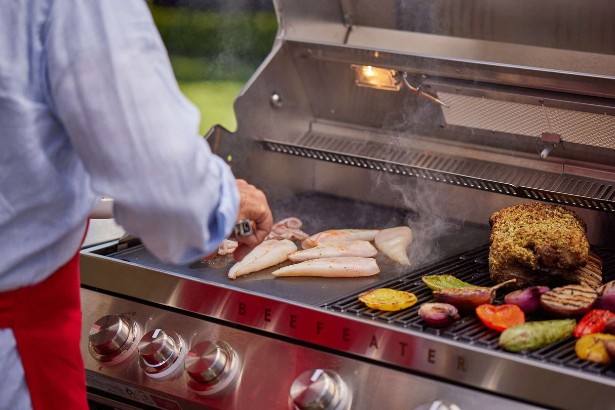 Beefeater 7000 Premium 5 Burner LPG BBQ & Trolley BMF7655SA