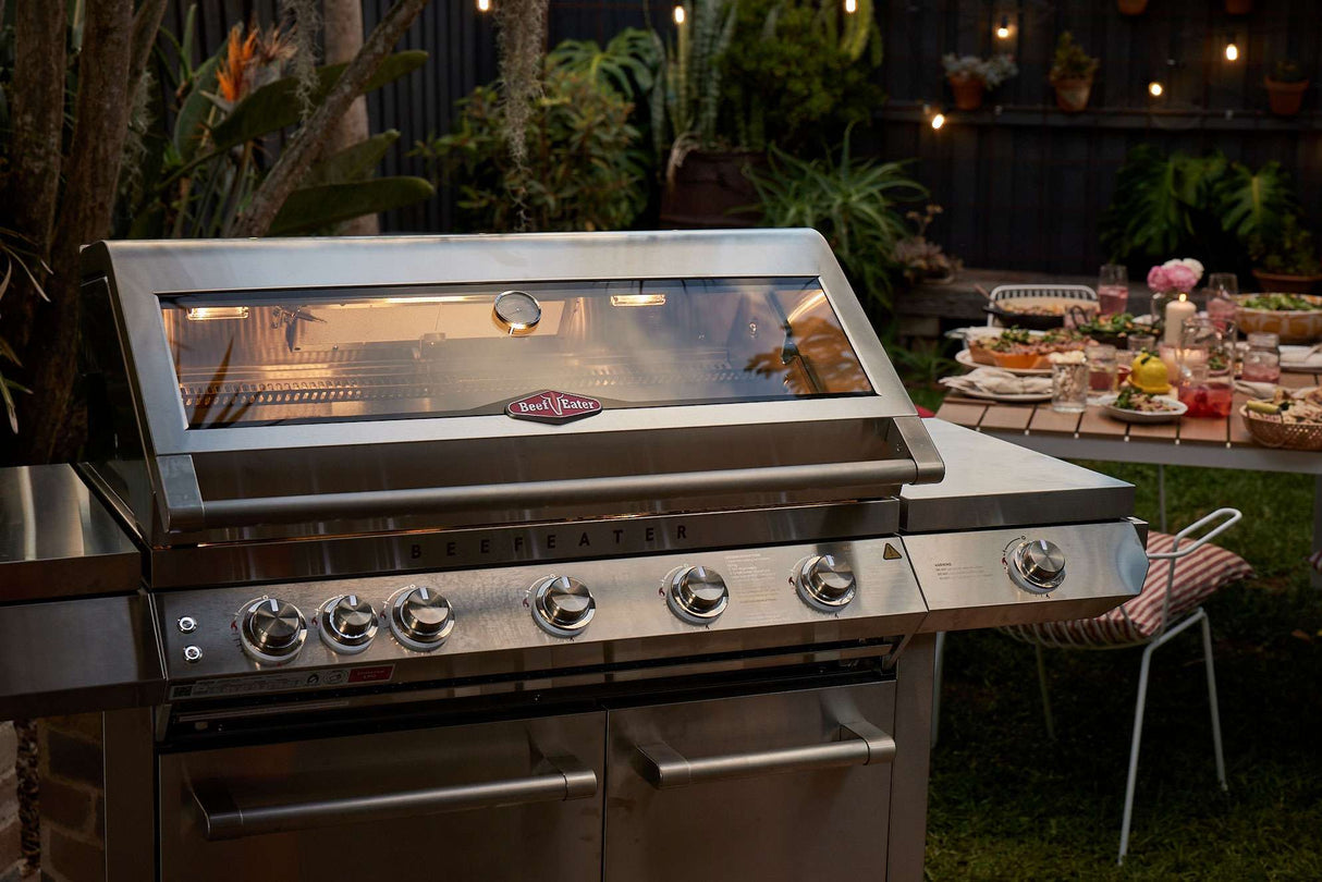 Beefeater 7000 Premium 5 Burner LPG BBQ & Trolley BMF7655SA