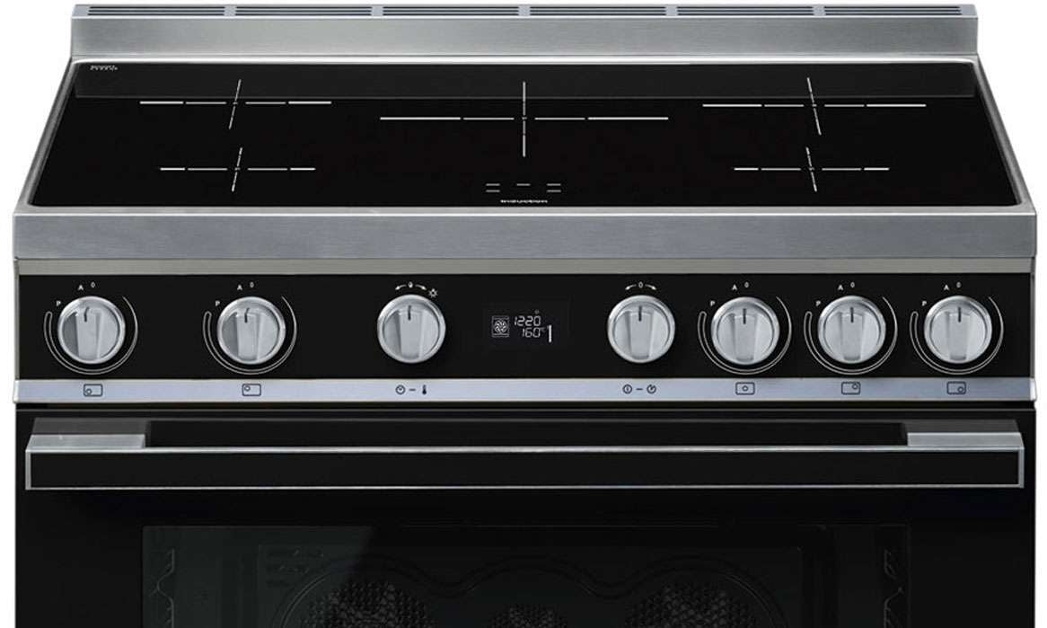 Smeg 90cm Portofino Freestanding Electric Oven/Stove Black CPF9IPBL