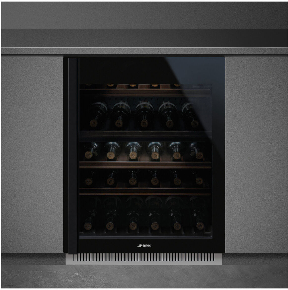 Smeg 82cm 38 Bottles Dolce Stil Novo Built-in Wine Cooler Black CVI638RN3
