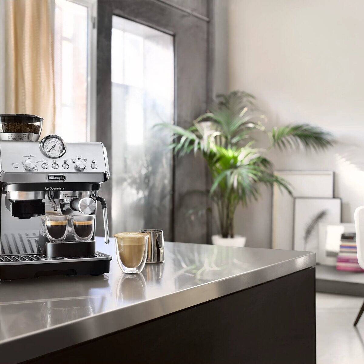 DeLonghi La Specialista Arte Manual Coffee Machine Metal Black EC9155MB2