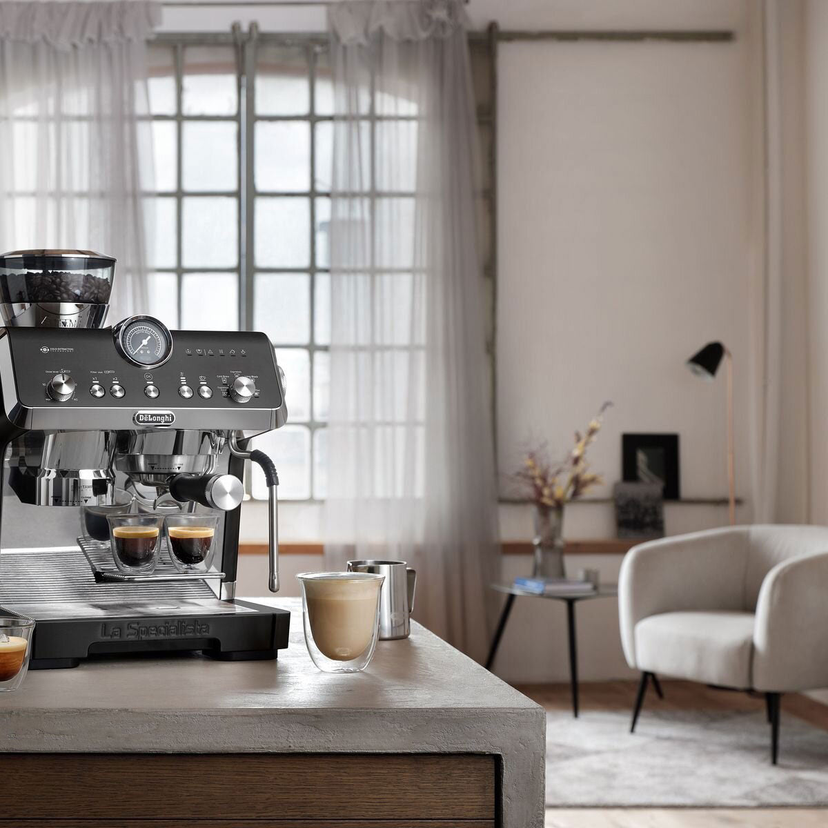 DeLonghi La Specialista Opera Manual Coffee Machine Black EC9555BK