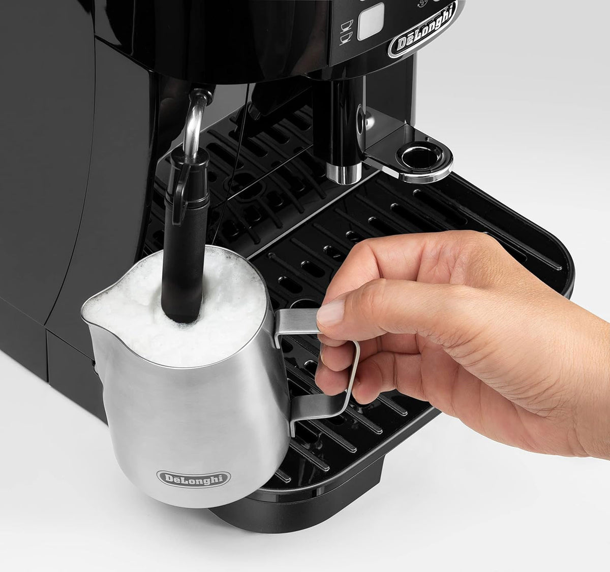 DeLonghi Magnifica S Fully Automatic Coffee Machine Black ECAM12122B