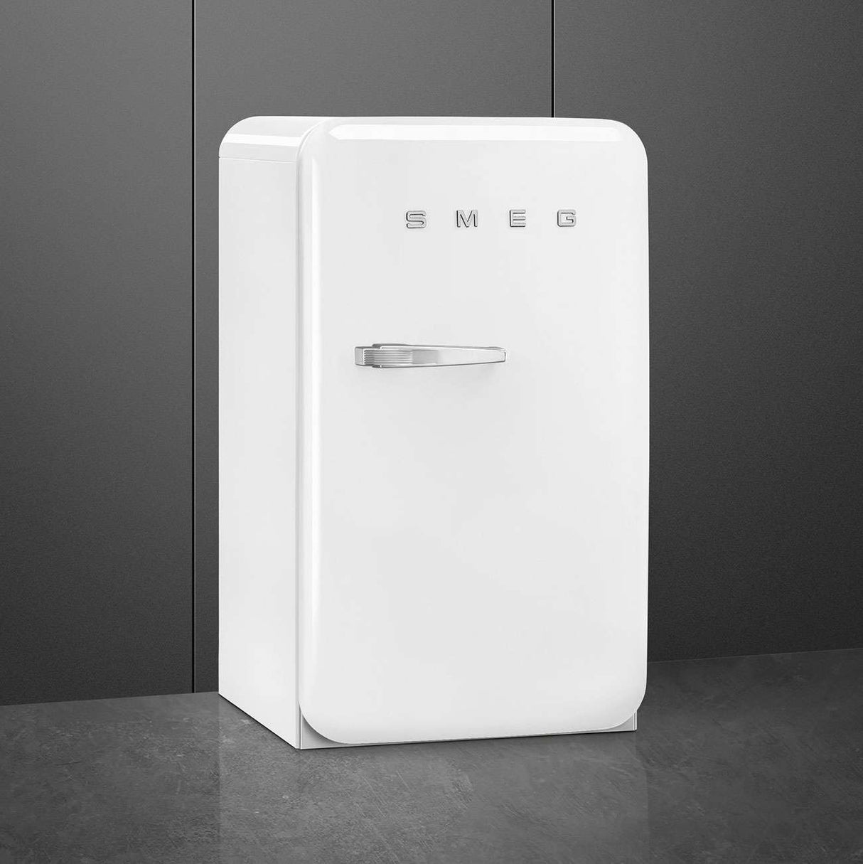 Smeg 135L 50's Retro Refrigerator White FAB10HRWH6 | Greater Sydney Only