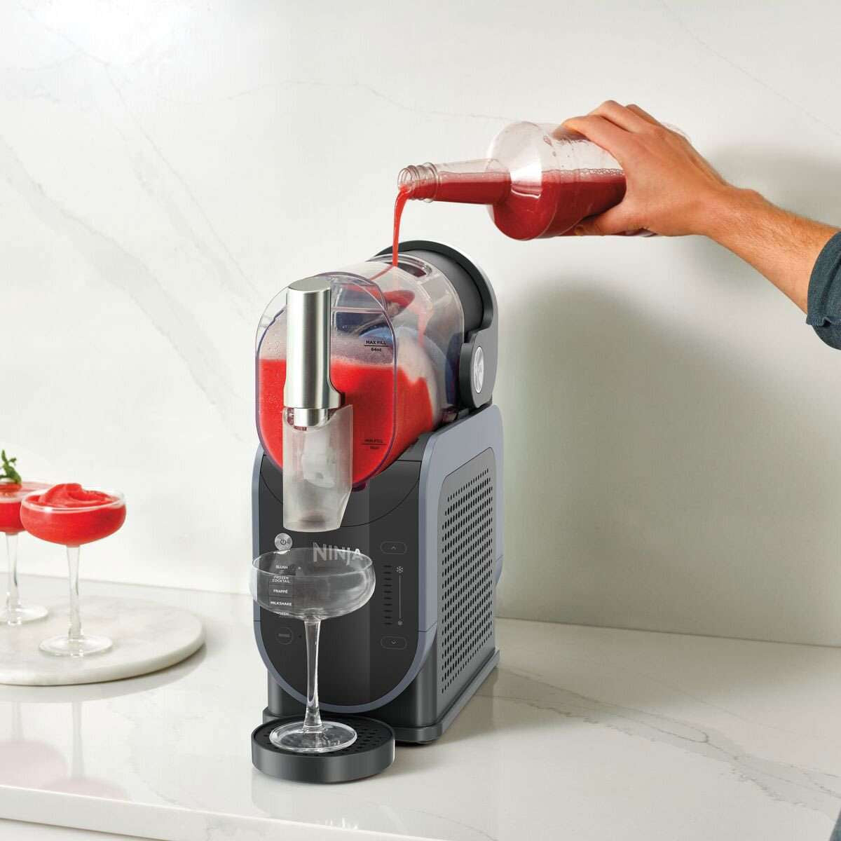 Ninja SLUSHi Professional Frozen Drink Maker FS301