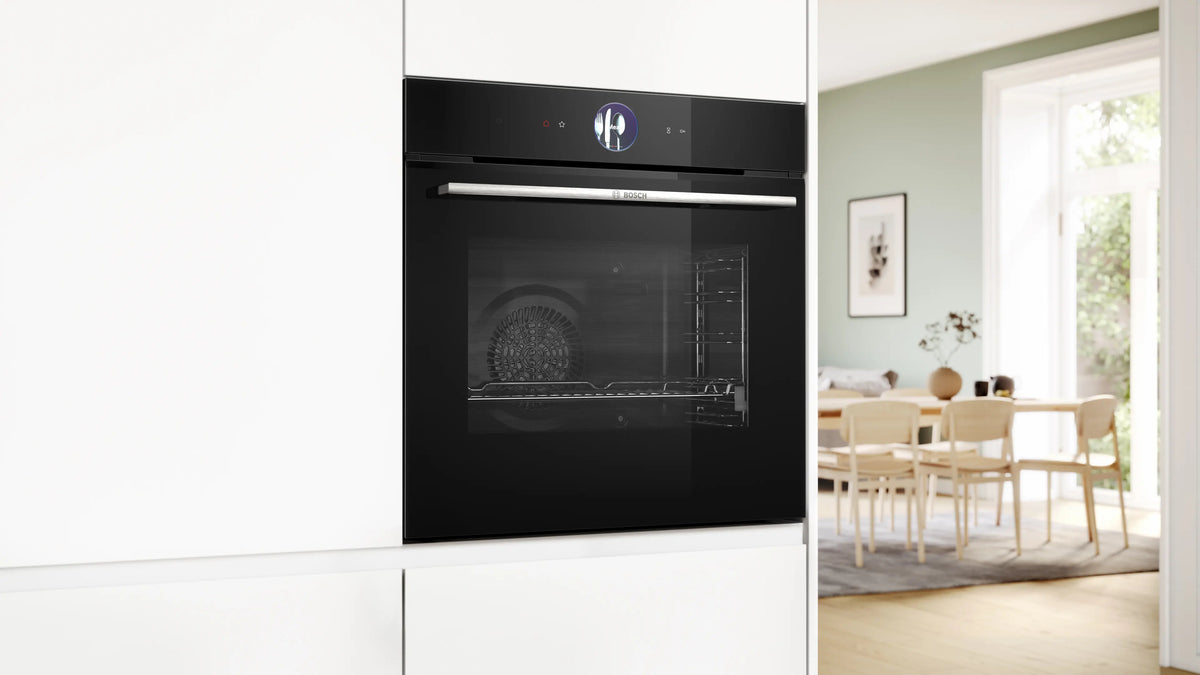Bosch Series 8 60cm Pyrolytic Oven Black HBG776KB1A