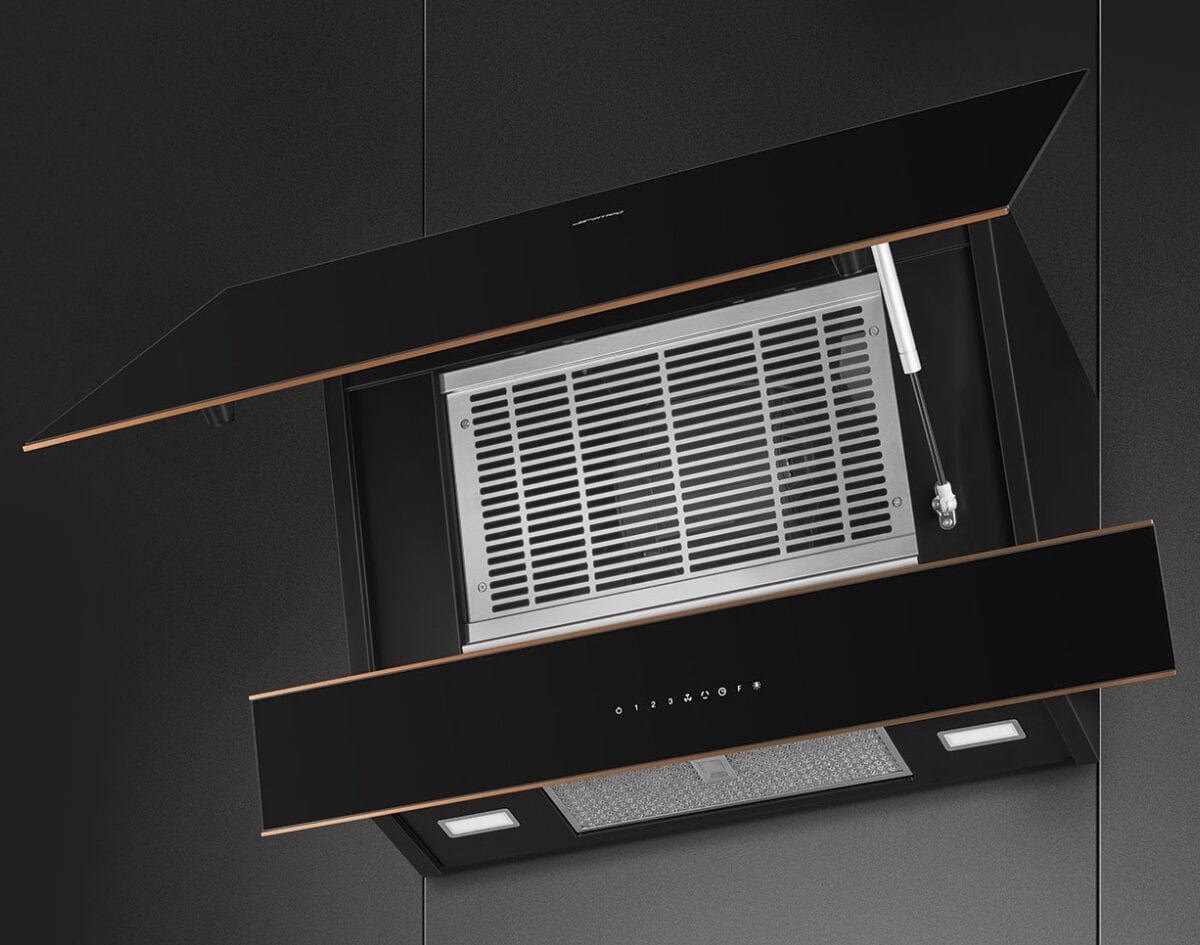 Smeg 90cm Dolce Stil NOVO Wall Mount Rangehood Copper Trim KV694R
