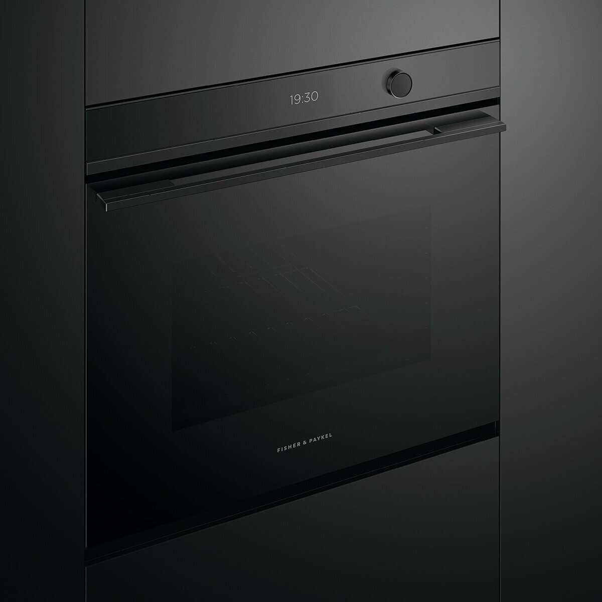 Fisher & Paykel 76cm Pyrolytic Electric Wall Oven OB76SDPTDB1