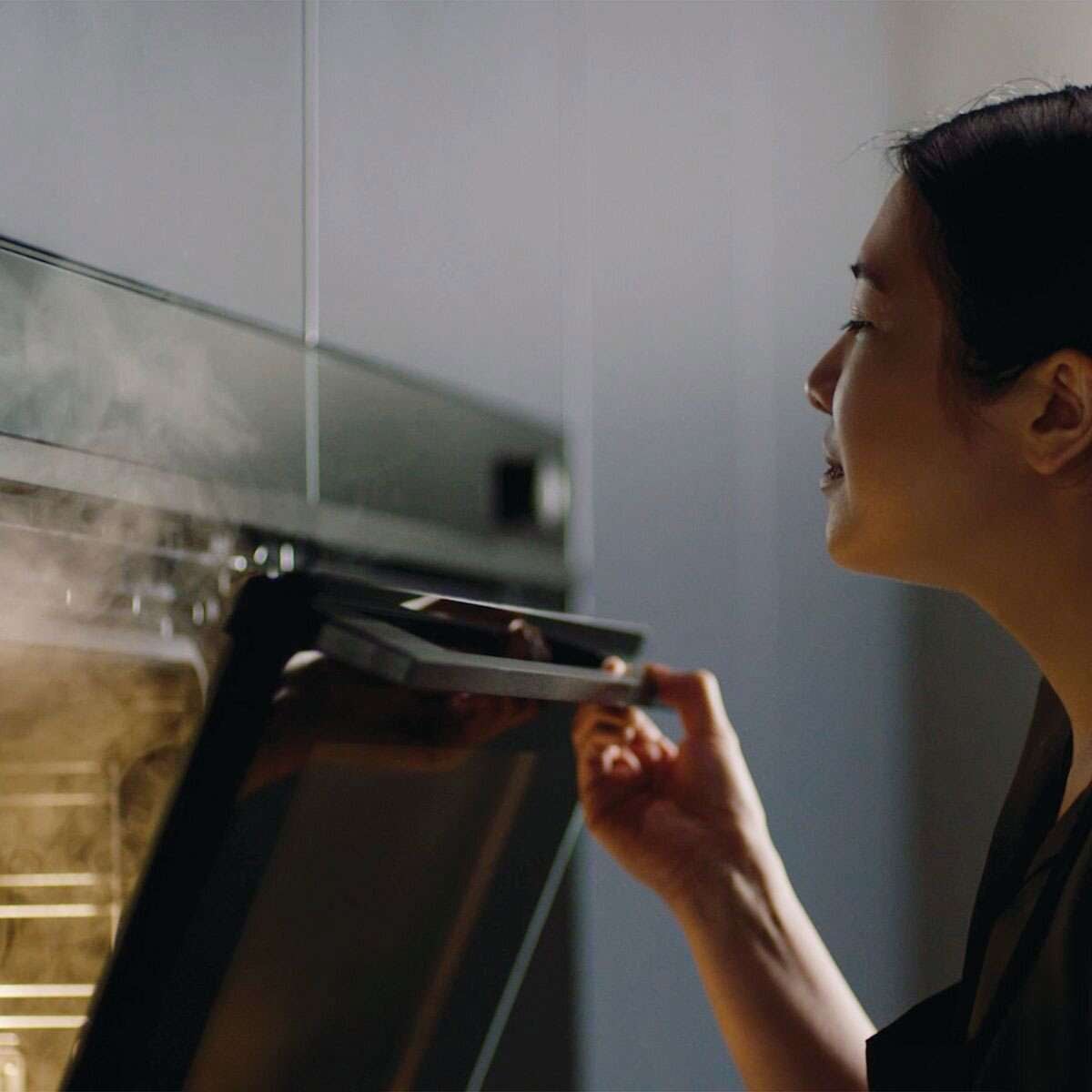 Fisher & Paykel 60cm 49L Minimal Compact Combi-Microwave Oven Black OM60NMTNB1