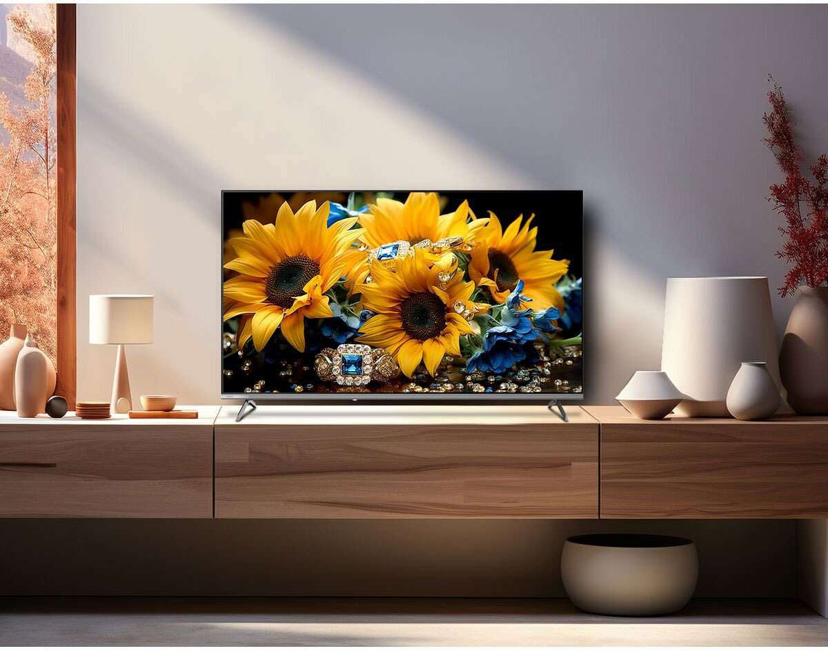 CHiQ 50" QM10 4K QLED Smart Google TV U50QM10
