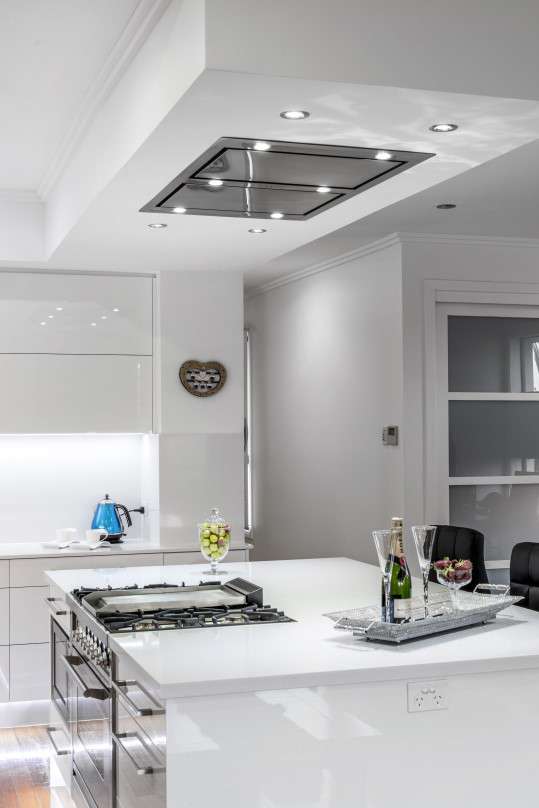 Schweigen 120cm Silent 3200m3/hr S/S Ceiling Cassette Rangehood UM4220-12SE