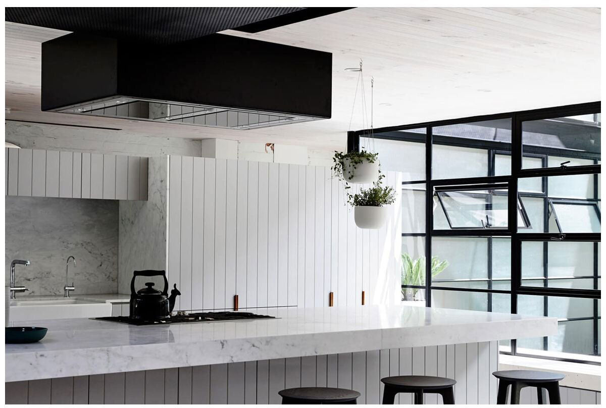 Schweigen 120cm Silent 3000m3/hr S/S TwinMotor Ceiling Rangehood UM422G-12SP2